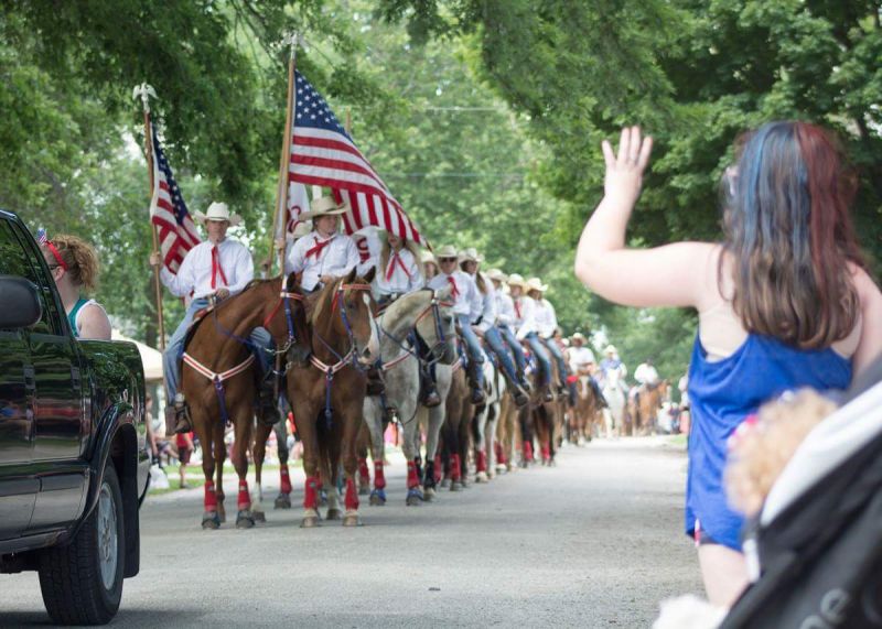 Newton Iowa 4th Of July Parade 2024 - Letta Olimpia